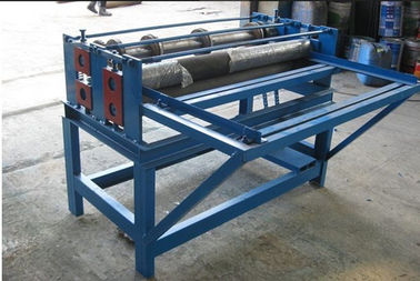 China Fácil opere a máquina da talhadeira da chapa metálica para o rolo que forma telhas do corte do sistema fornecedor