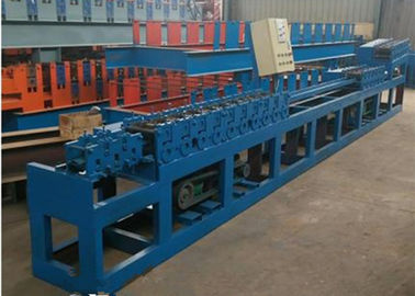 China porta do obturador do rolo 5.5KW que forma a máquina, rolo de aço do parafuso prisioneiro que forma a máquina  fornecedor