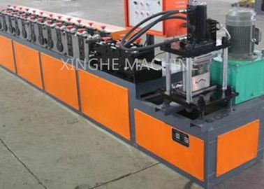 China Rolo galvanizado hidráulico automático da porta do obturador do rolo da veneziana da loja do aço frio que forma a máquina fornecedor
